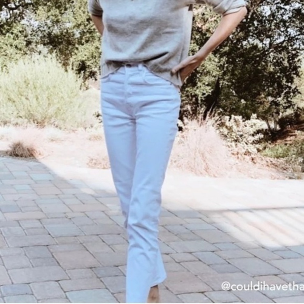 CQY Icon Rio Vintage Slim In White size 26 NWT